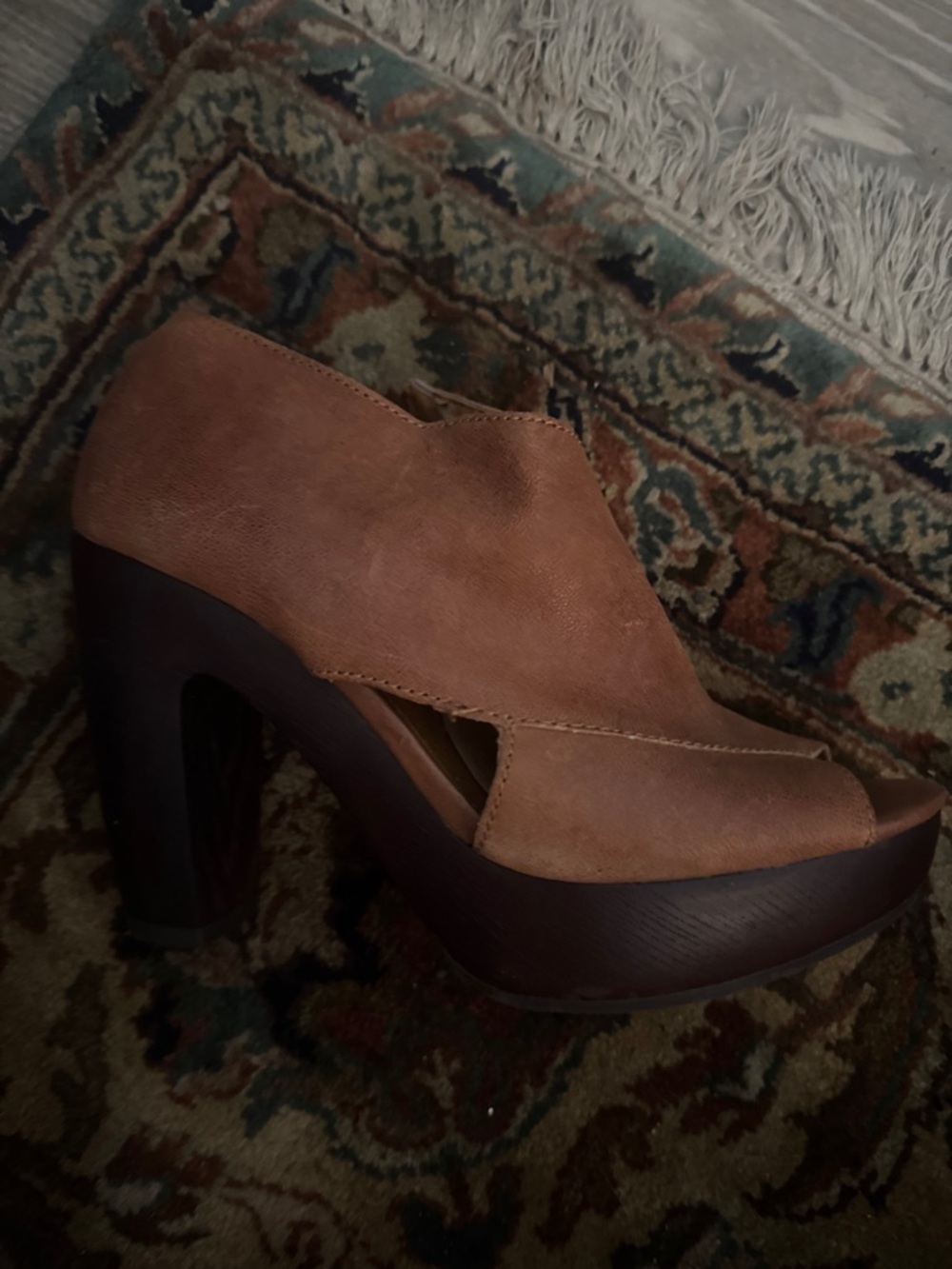 Lucky Brand Tan Suede Platform Peep-Toe Heel
